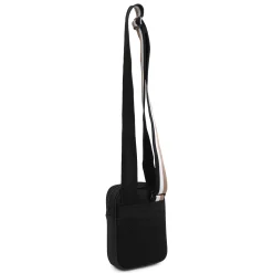 Adjustable strap shoulder bag