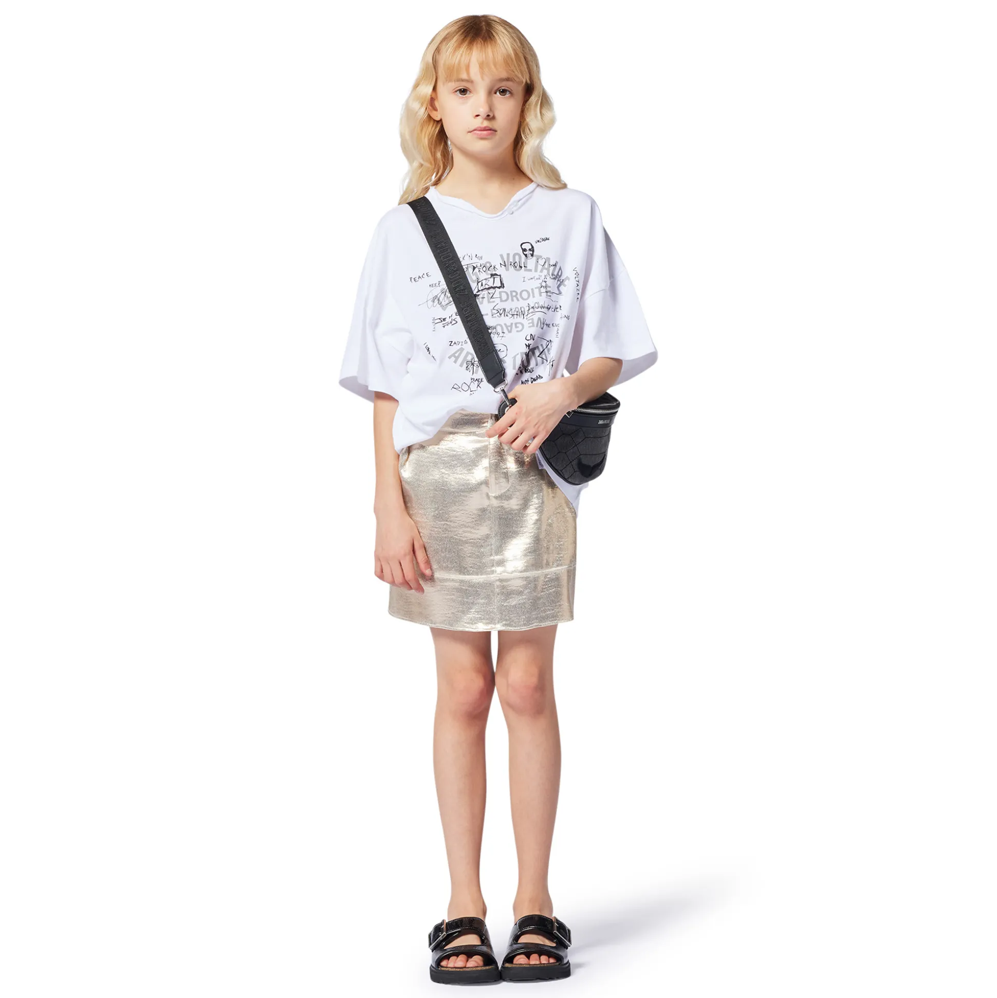 Belt bag with removable strap