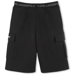 Bermuda shorts with pockets
