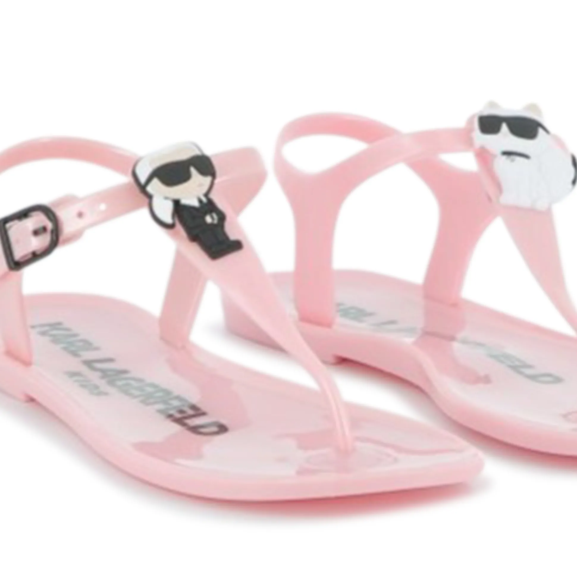Buckled sandals with badge