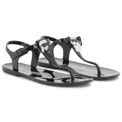 Buckled sandals with badge