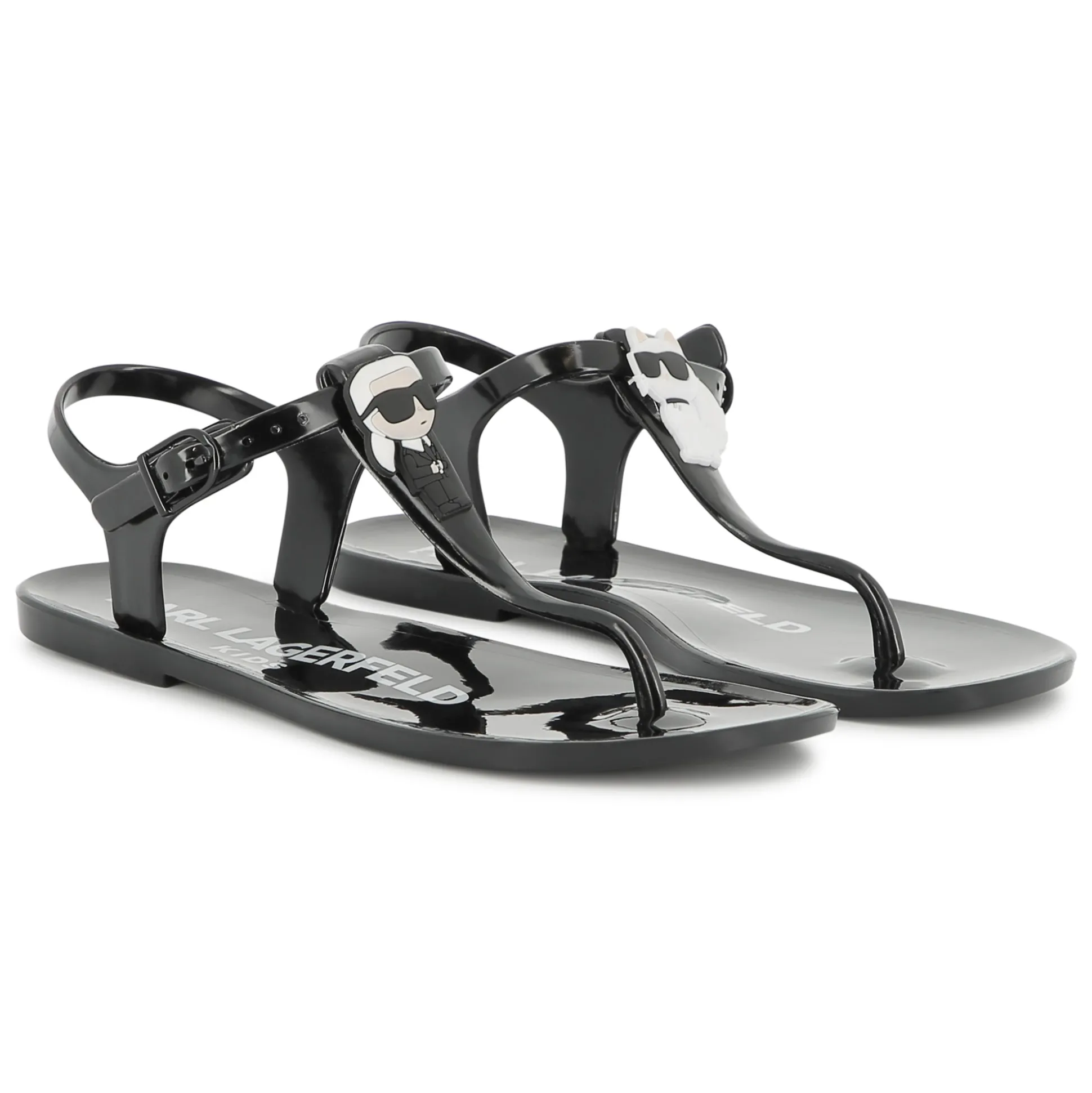 Buckled sandals with badge
