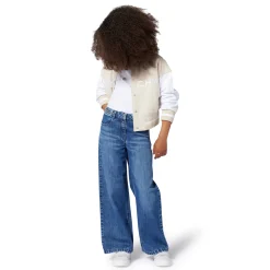 Flared jeans with thin chain