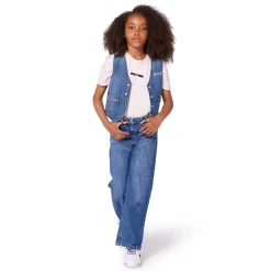 Flared jeans with thin chain
