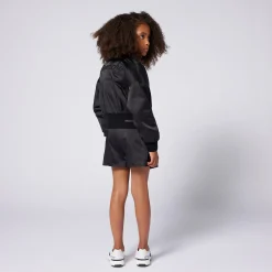 Lace-up and zip trainers