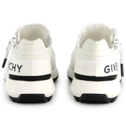 Lace-up and zip trainers
