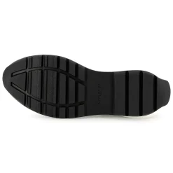 Lace-up and zip trainers