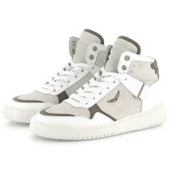 Lace-up leather trainers