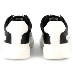 Lace-up leather trainers