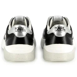 Lace-up trainers with badge