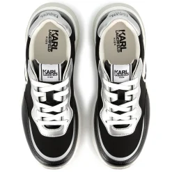 Lace-up trainers with badge