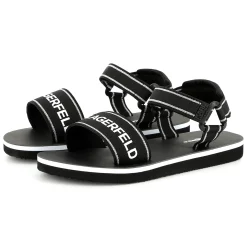 Light hook-and-loop sandals