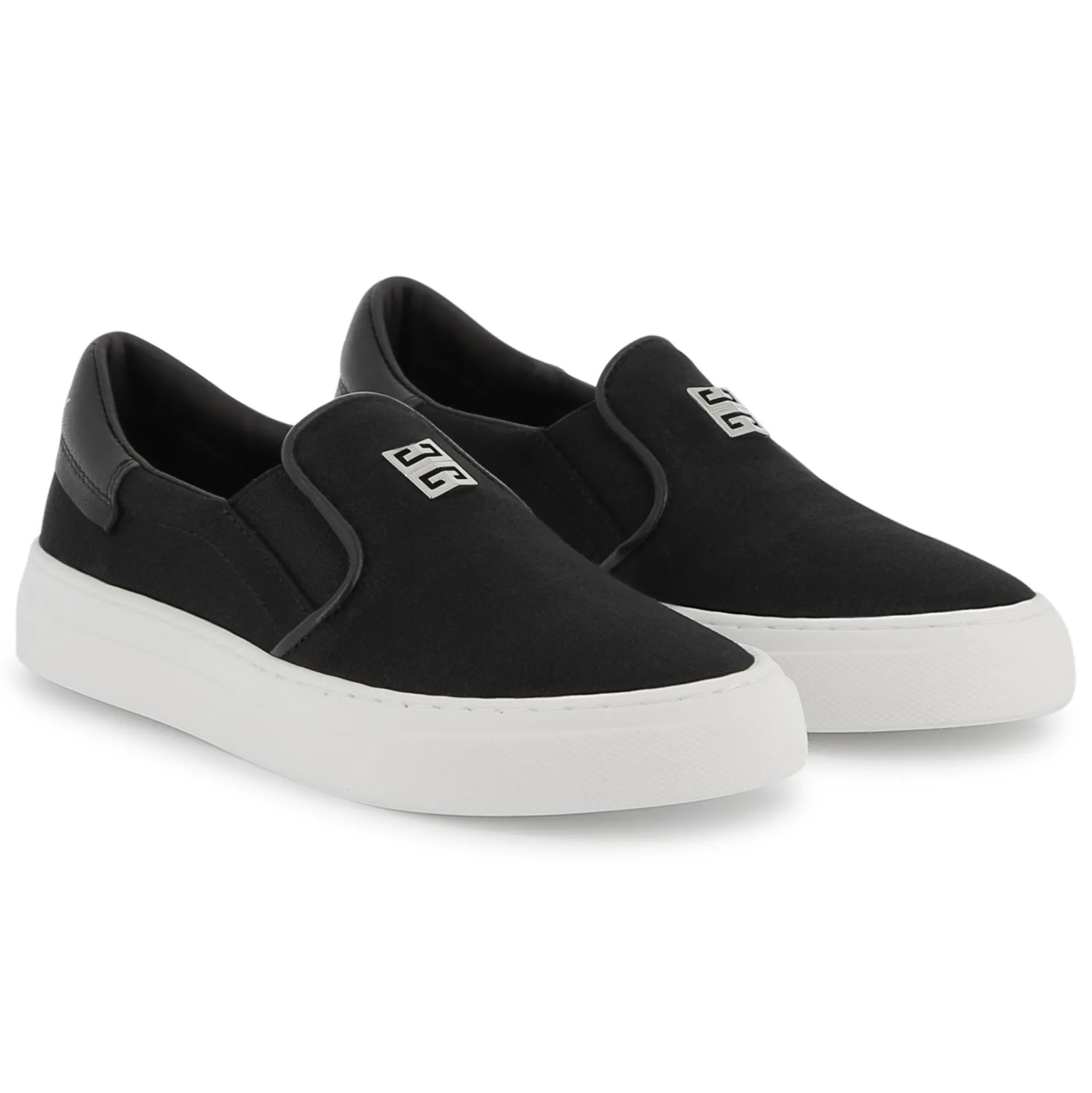 Logo trainers
