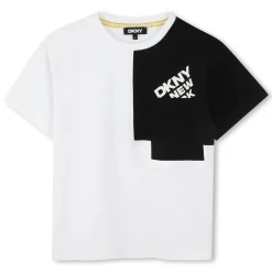 Loose T-shirt with pocket