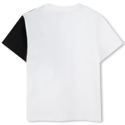 Loose T-shirt with pocket