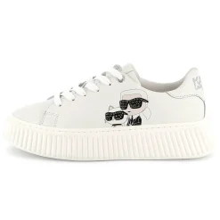 Low-top lace-up trainers