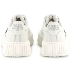 Low-top lace-up trainers
