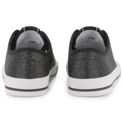 Low-top lace-up trainers