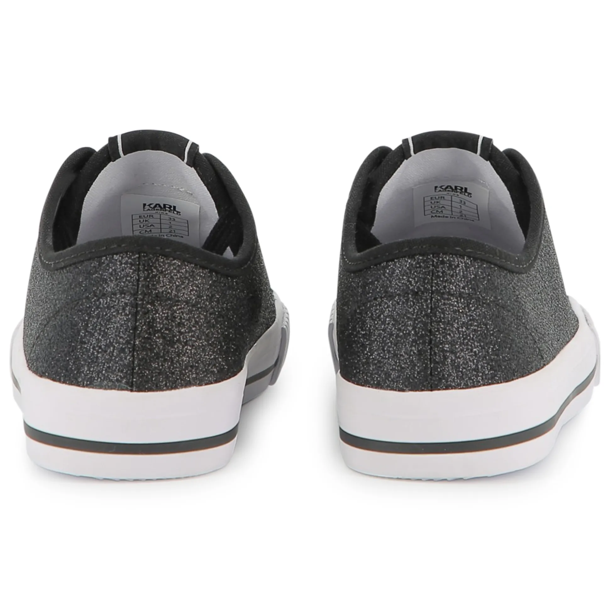 Low-top lace-up trainers
