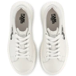 Low-top lace-up trainers