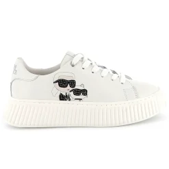 Low-top lace-up trainers