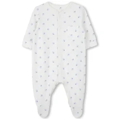 Pyjamas with snap fasteners