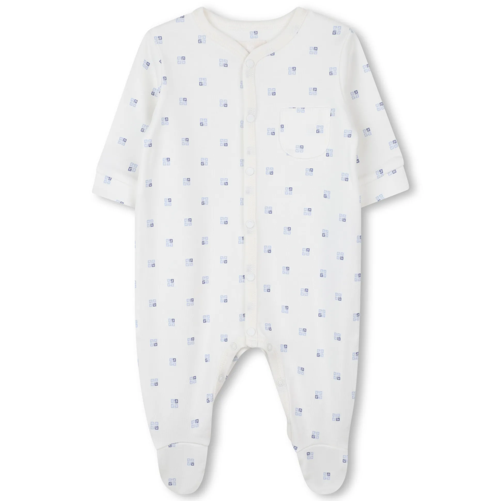 Pyjamas with snap fasteners