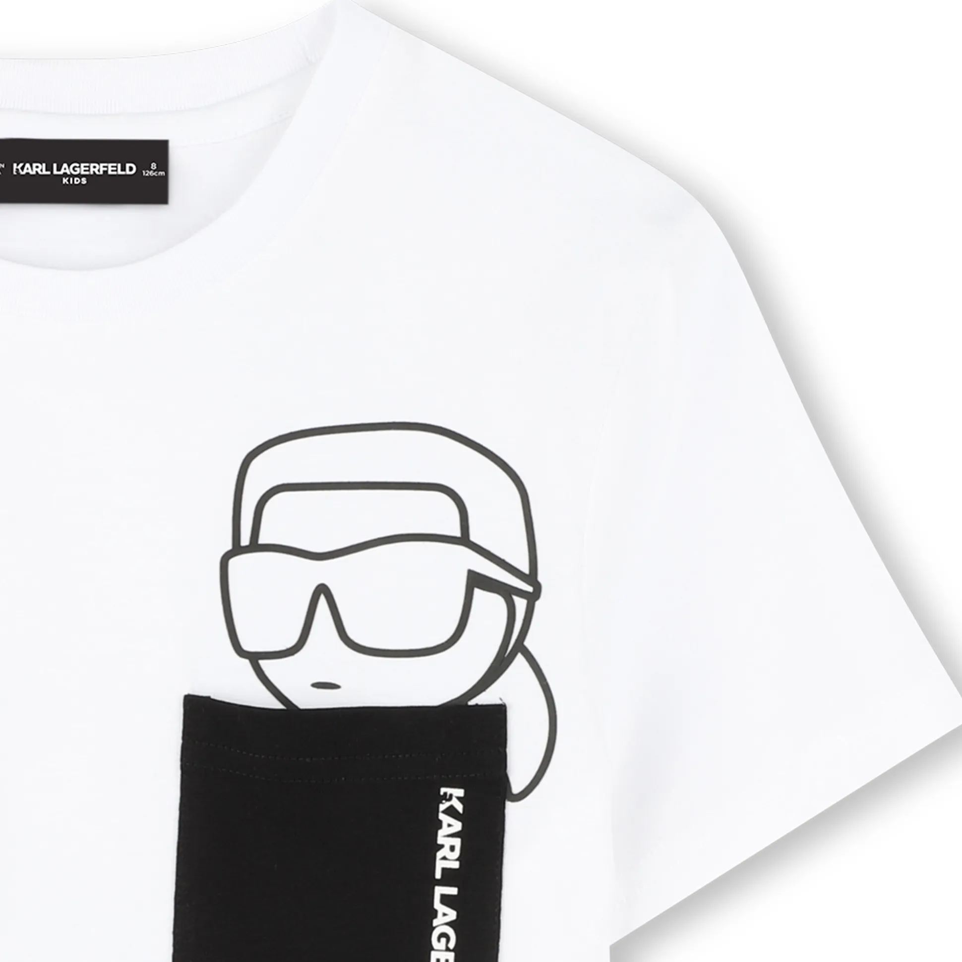 Short-sleeved T-shirt
