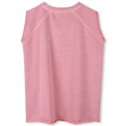 Sleeveless T-shirt