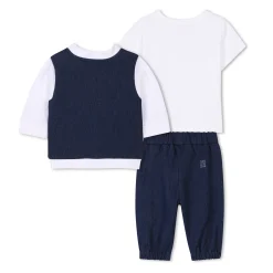 Tracksuit and T-shirt outfit