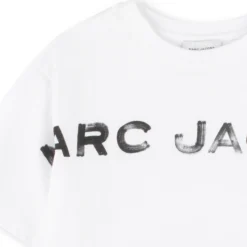 T-shirt with illustrations
