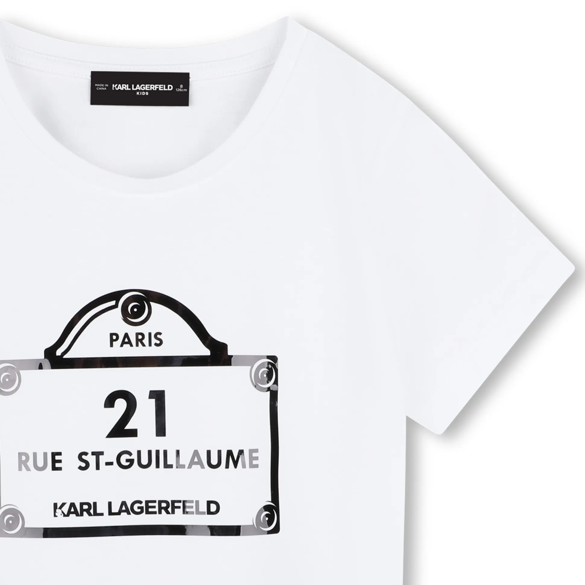 T-shirt with prints