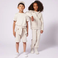 Zip-fastening hoodie
