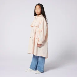 Zipped cape-effect windbreaker